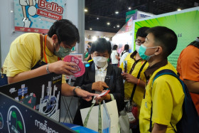 บรรยากาศในงานมหกรรมวิทยาศาสตร์และเทคโนโลยีแห่งชาติ ประจำปี 2 ... พารามิเตอร์รูปภาพ 4